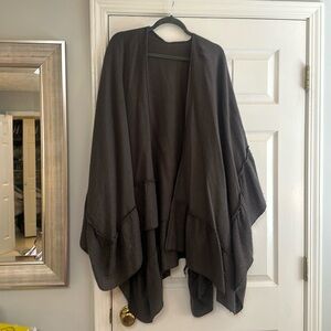 Shawl with ruffle detail